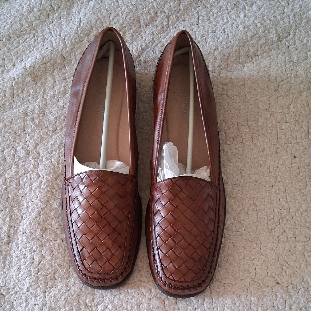 New Auditions Token Coppertone Classic Leather Slip-Ons
